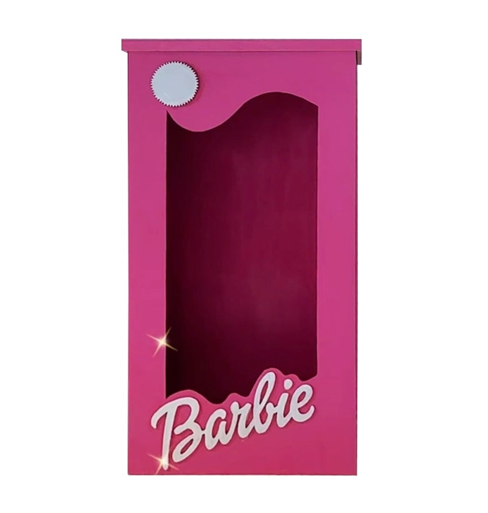 http://luxrentit.com/cdn/shop/files/BarbieBox.jpg?v=1688745592