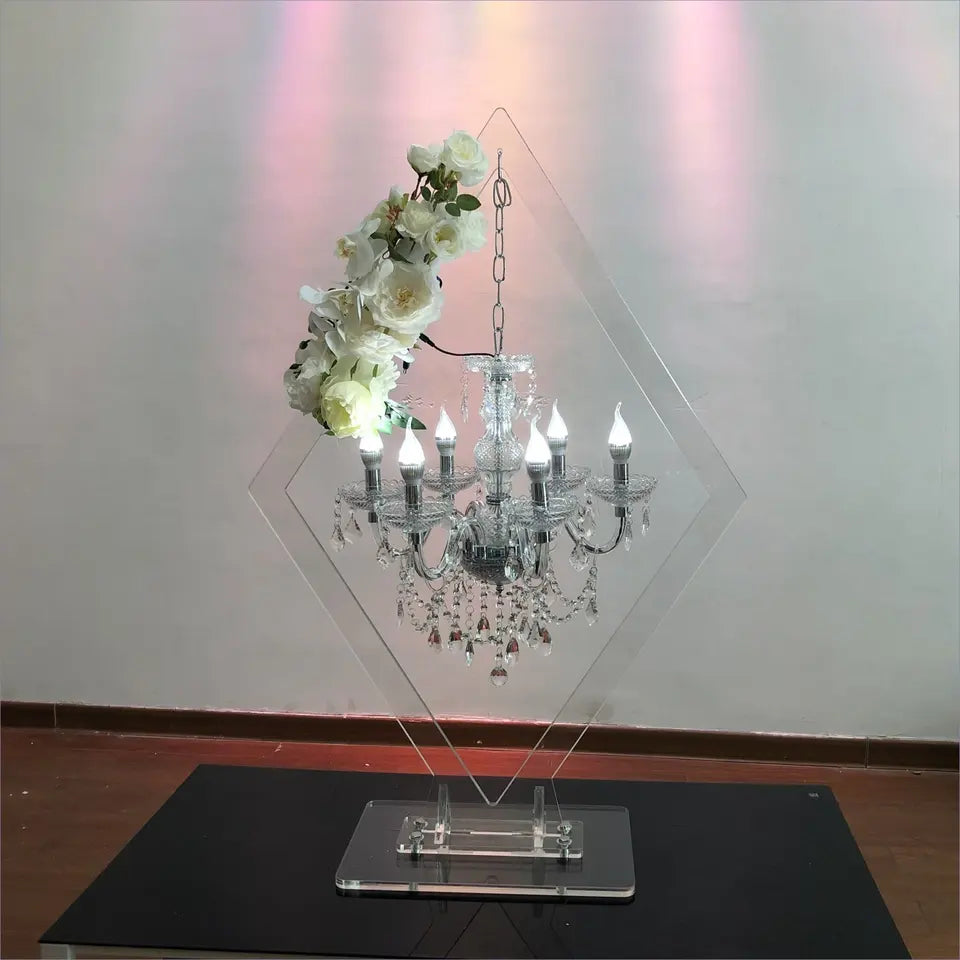 Diamond Chandelier Candelabra (Clear)