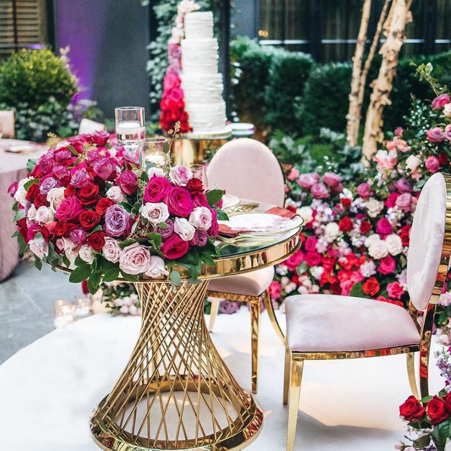 Elle Cake Table