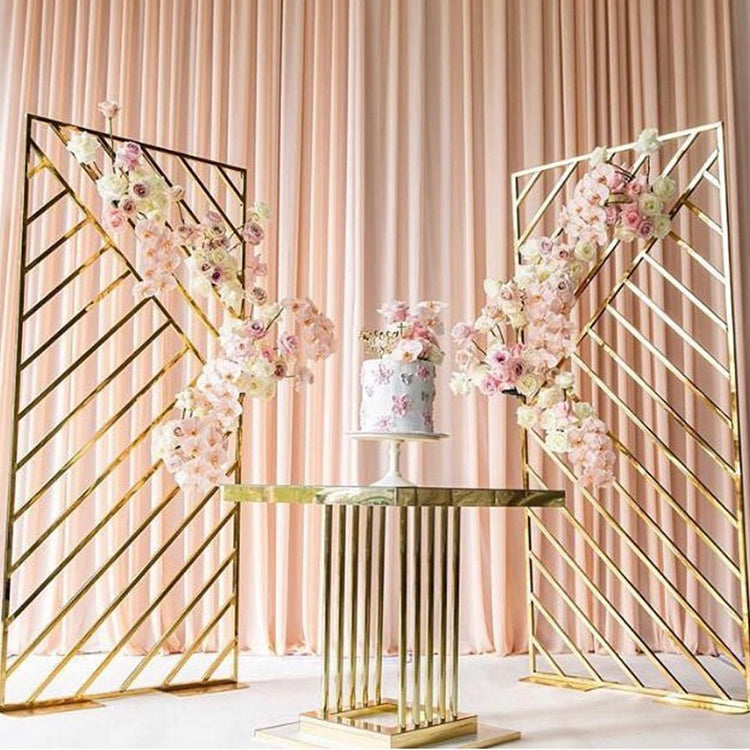 Yanna Cake Table